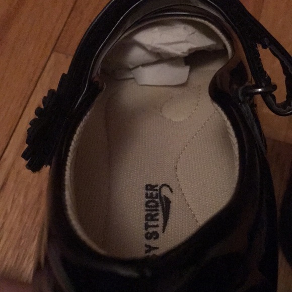 Girls size 3 Black Mary Jane dress shoes - Picture 5 of 5